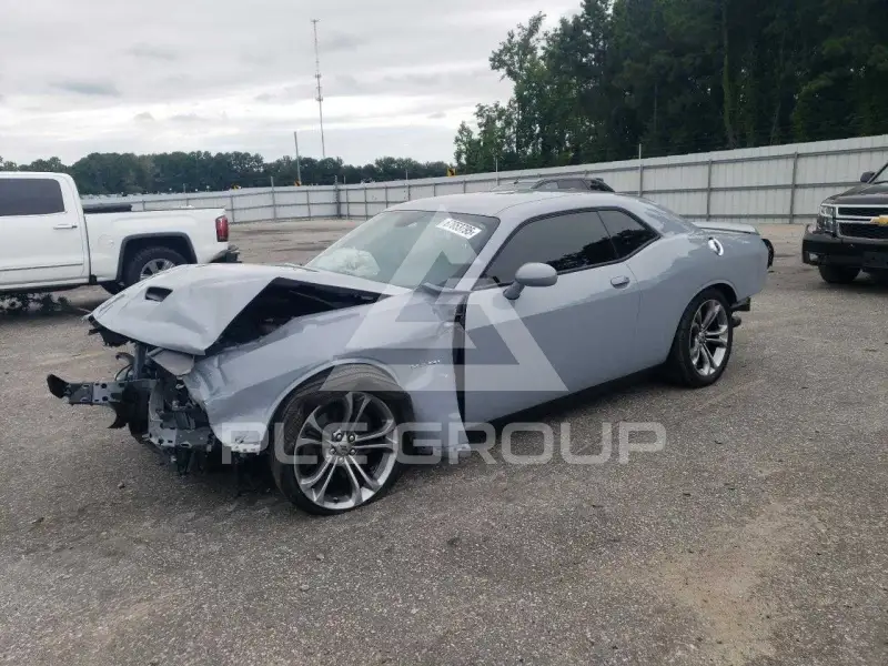 2020 Dodge CHALLENGER photo