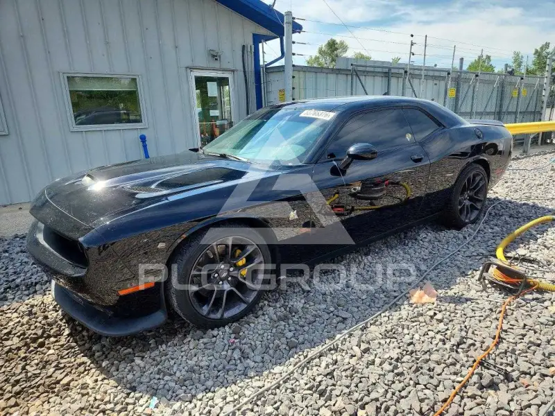 2020 Dodge CHALLENGER photo