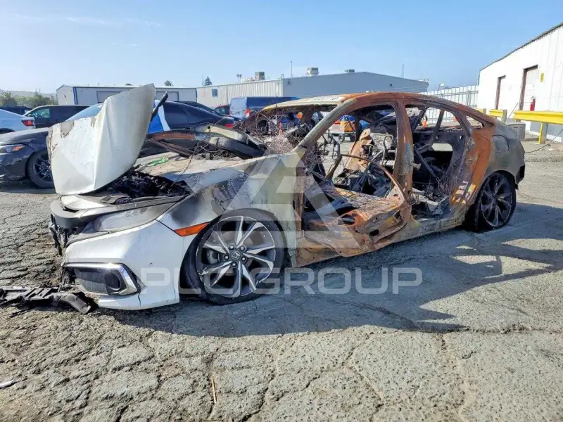 2020 Honda CIVIC фото