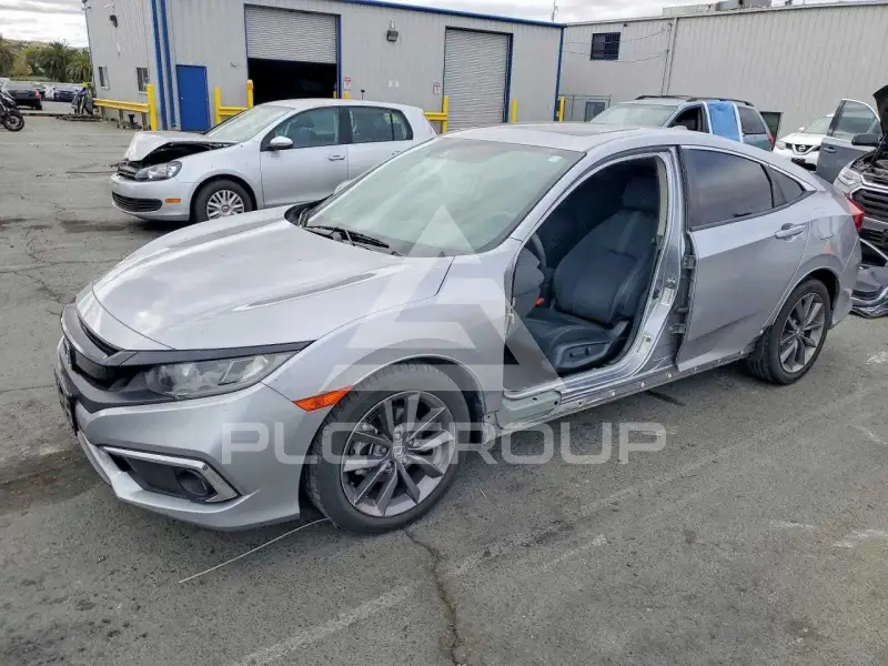 2020 Honda CIVIC фото