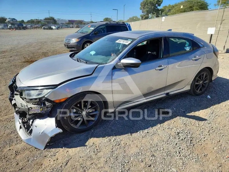 2020 Honda CIVIC фото
