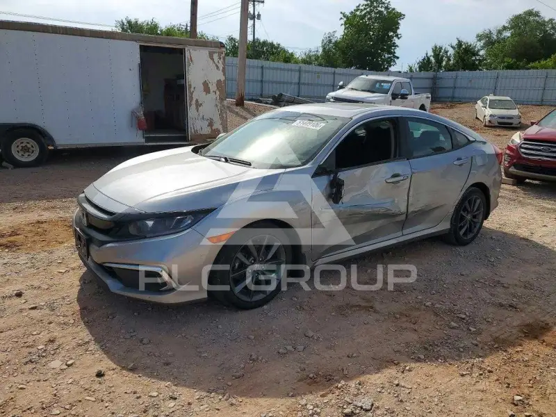 2020 Honda CIVIC photo