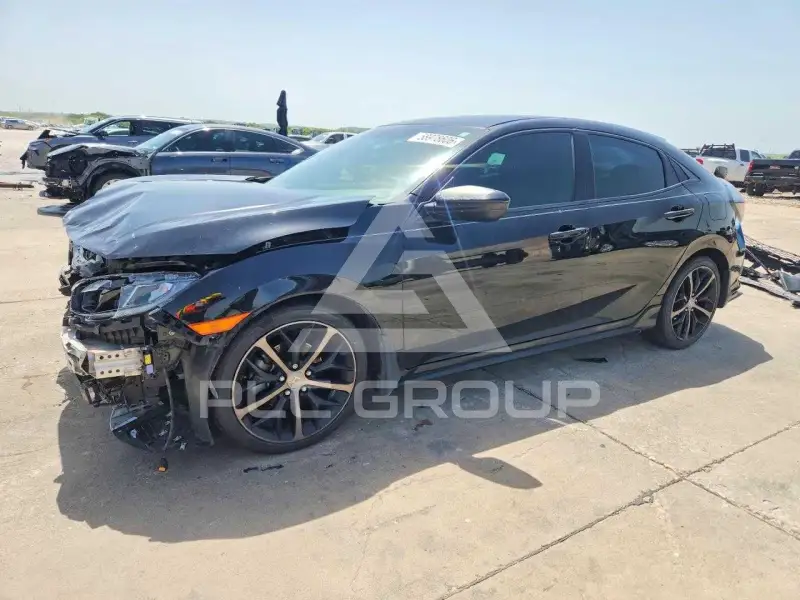 2020 Honda CIVIC photo