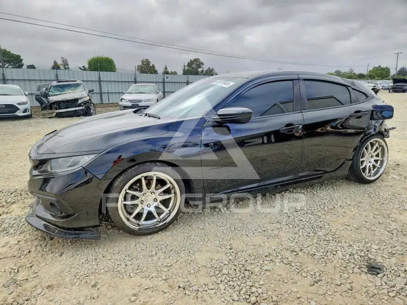 2020 Honda CIVIC фото