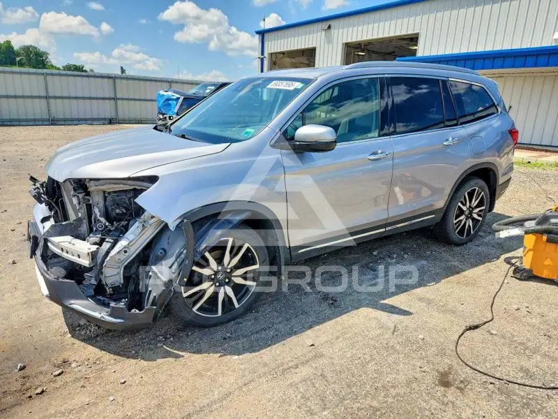 2020 Honda PILOT photo