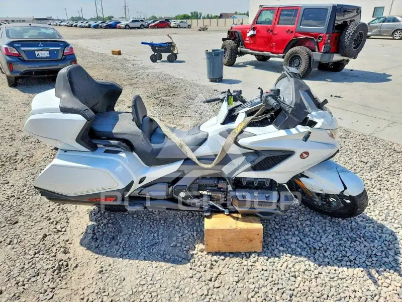 2020 Honda GL фото