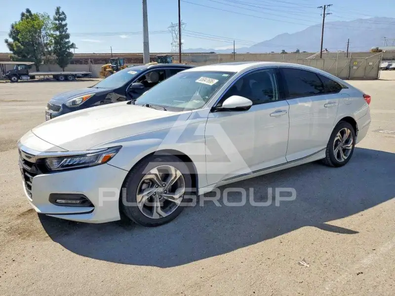 2020 Honda Accord photo