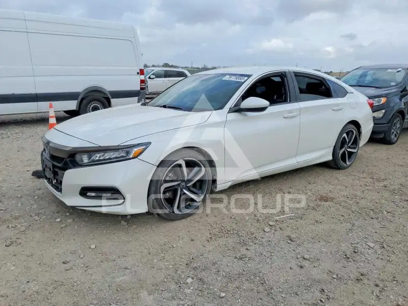 2020 Honda Accord photo