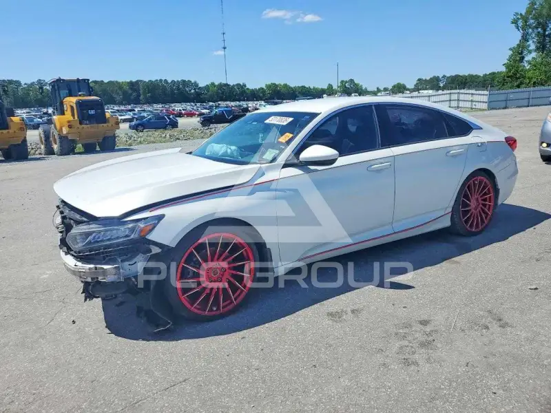 2020 Honda Accord photo