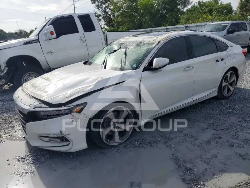 2020 Honda Accord photo