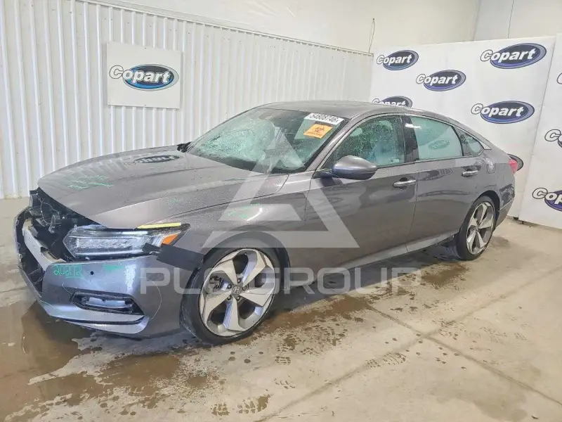2020 Honda Accord photo