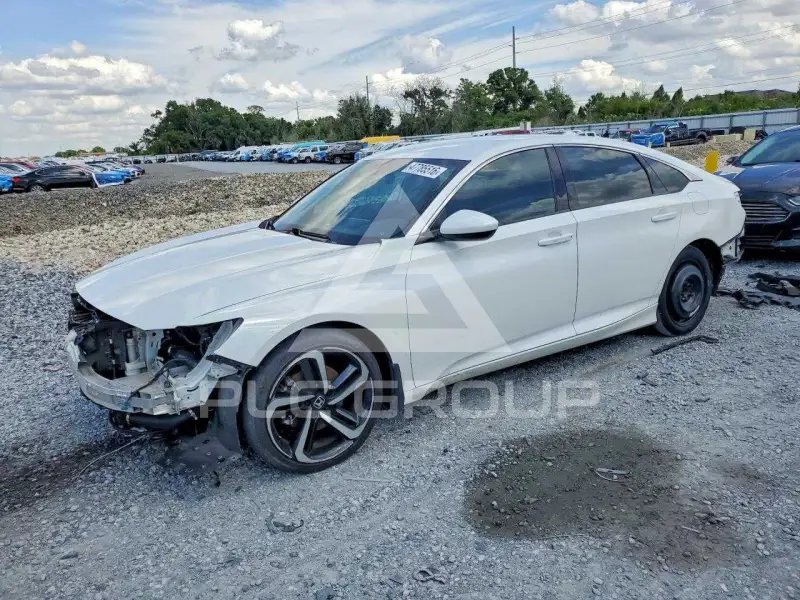 2020 Honda Accord photo