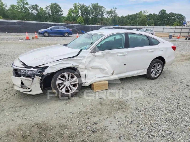2020 Honda Accord photo