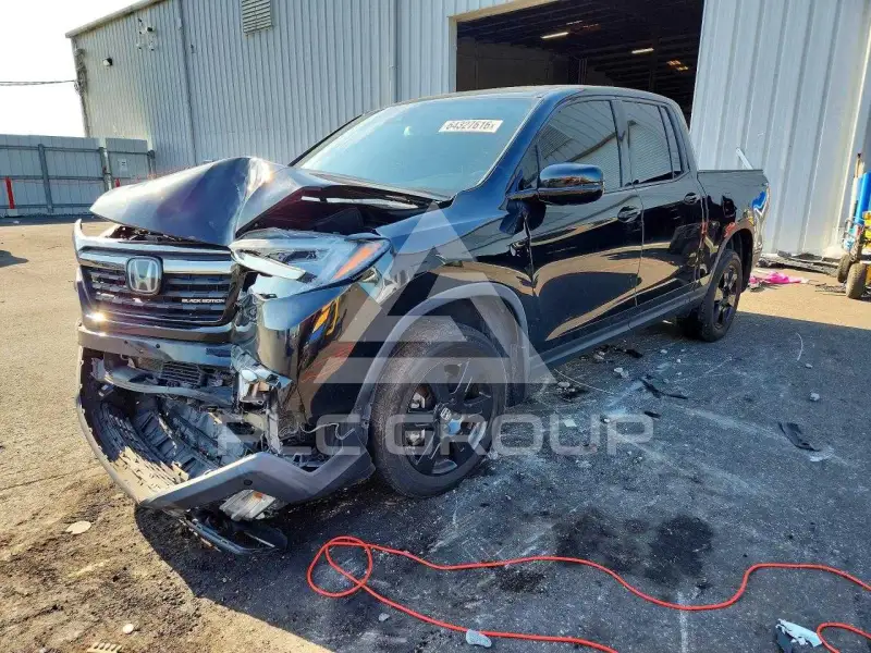2020 Honda RIDGELINE photo