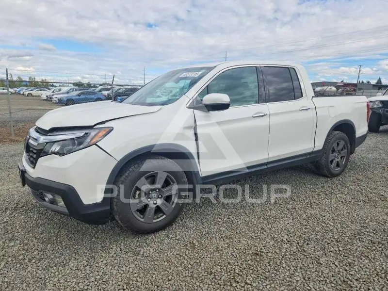 2020 Honda RIDGELINE photo