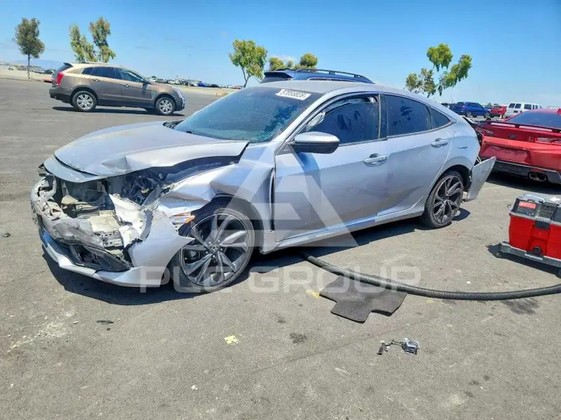2020 Honda CIVIC фото