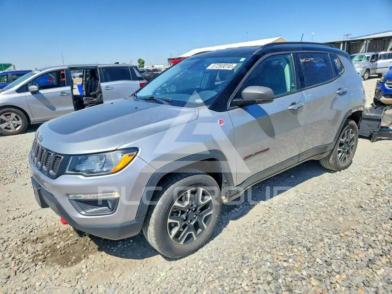 2020 Jeep COMPASS photo