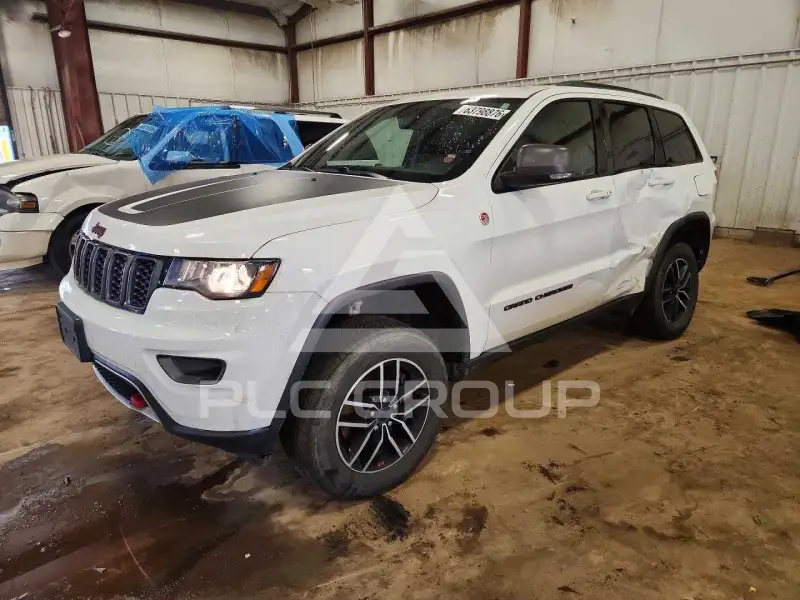2020 Jeep CHEROKEE photo