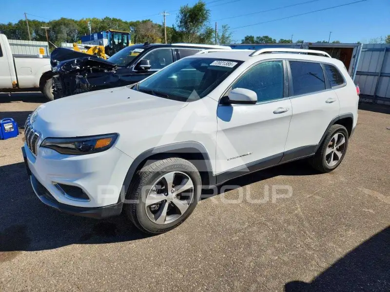 2020 Jeep CHEROKEE photo