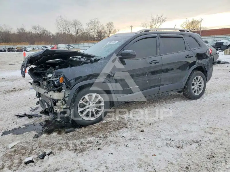 2020 Jeep CHEROKEE photo