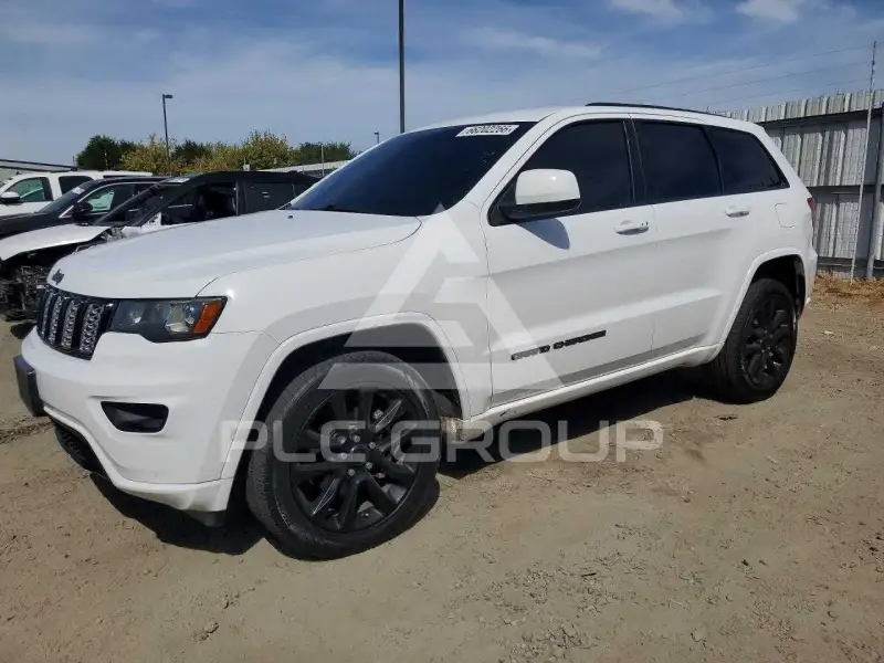 2020 Jeep CHEROKEE photo