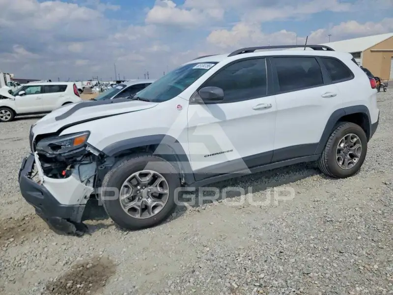 2020 Jeep CHEROKEE photo