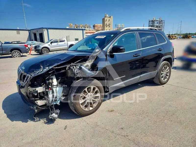 2020 Jeep CHEROKEE photo