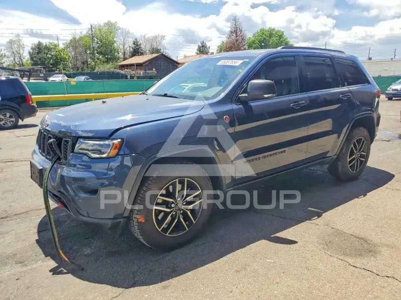 2020 Jeep CHEROKEE photo
