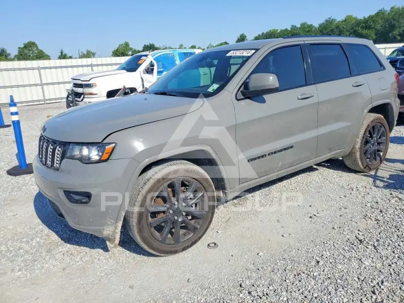 2020 Jeep CHEROKEE photo