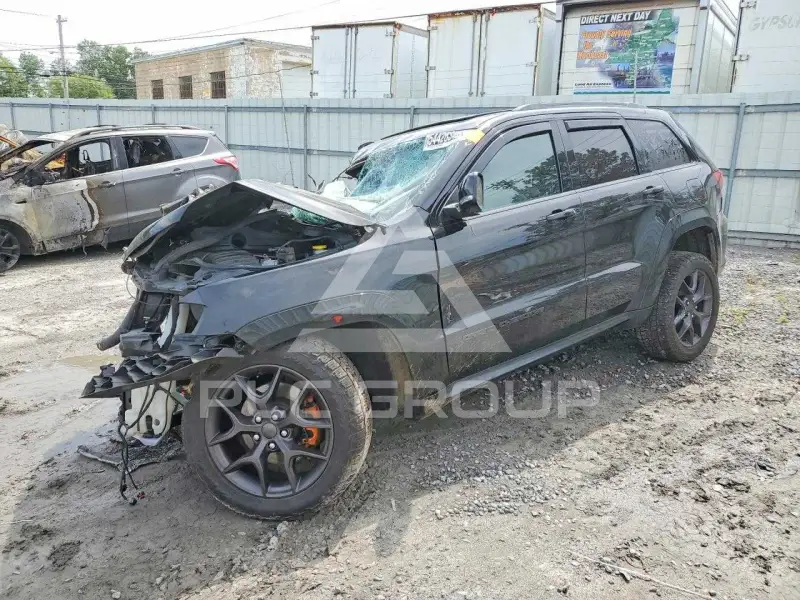 2020 Jeep CHEROKEE photo