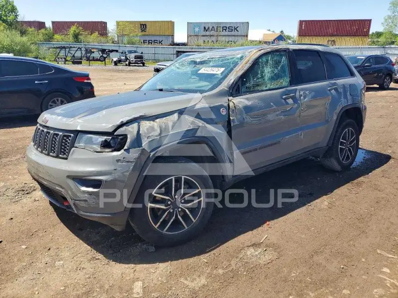 2020 Jeep CHEROKEE photo