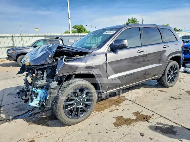 2020 Jeep CHEROKEE фото