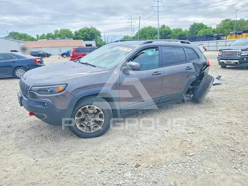 2020 Jeep CHEROKEE photo