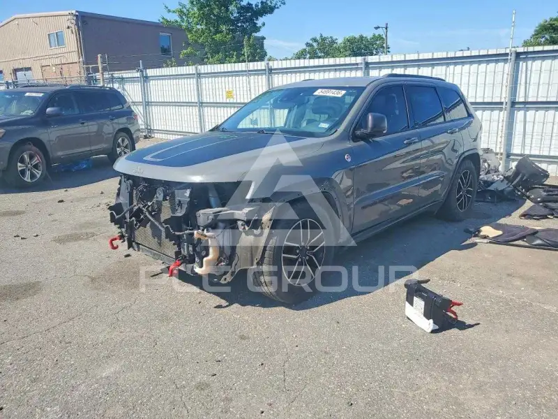2020 Jeep Grand Cherokee фото
