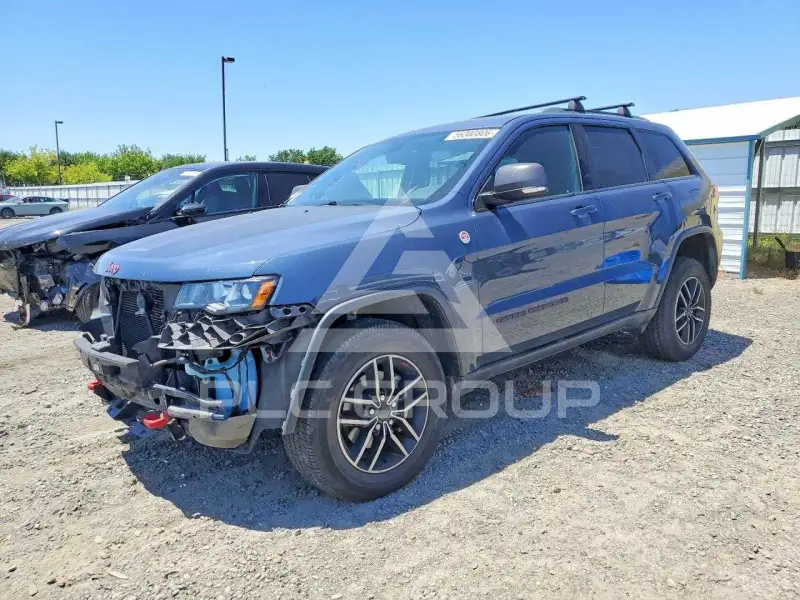 2020 Jeep CHEROKEE фото