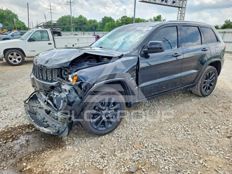 2020 Jeep CHEROKEE фото