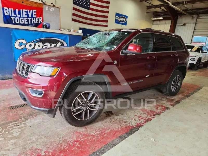 2020 Jeep CHEROKEE photo