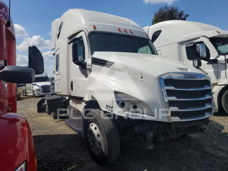 2020 Freightliner All Other фото