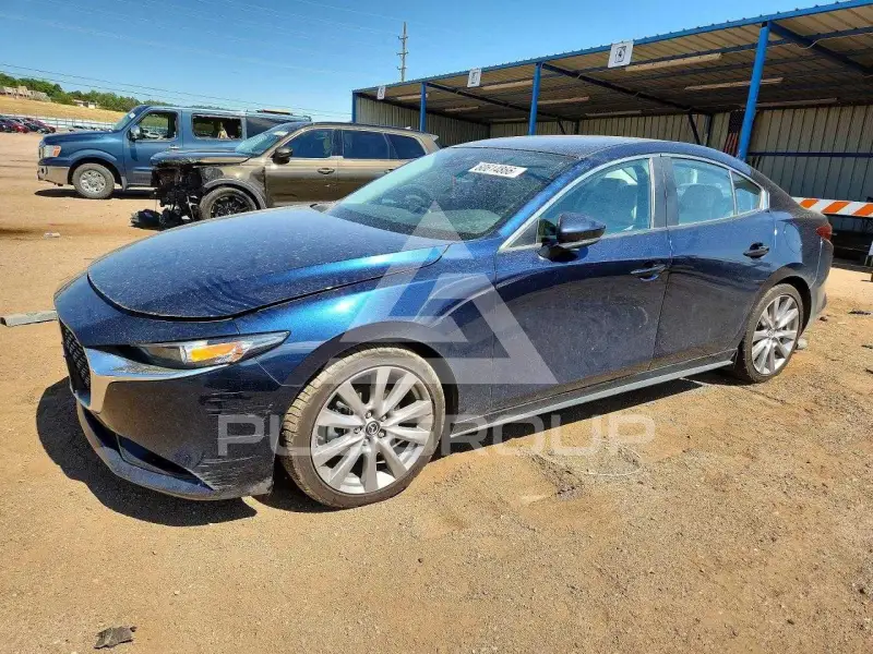 2020 Mazda 3 photo