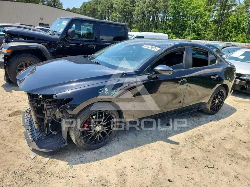 2020 Mazda 3 photo