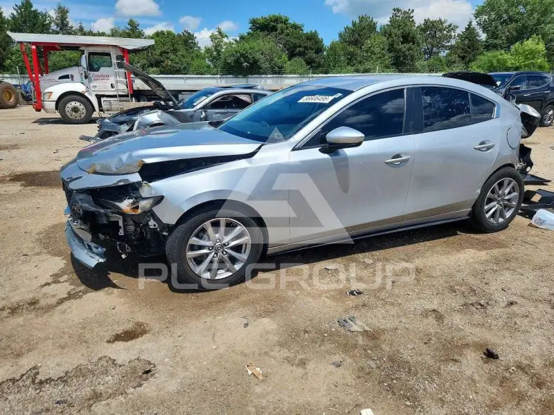 2020 Mazda 3 фото