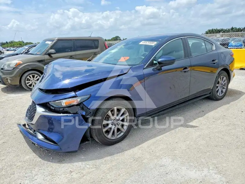 2020 Mazda 3 фото