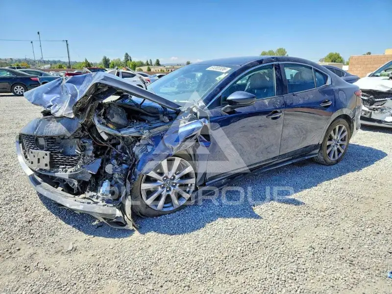2020 Mazda 3 фото