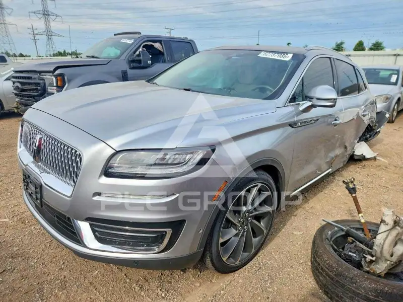 2020 Lincoln NAUTILUS фото
