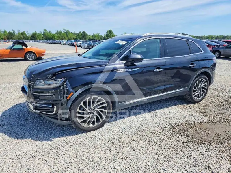 2020 Lincoln NAUTILUS photo