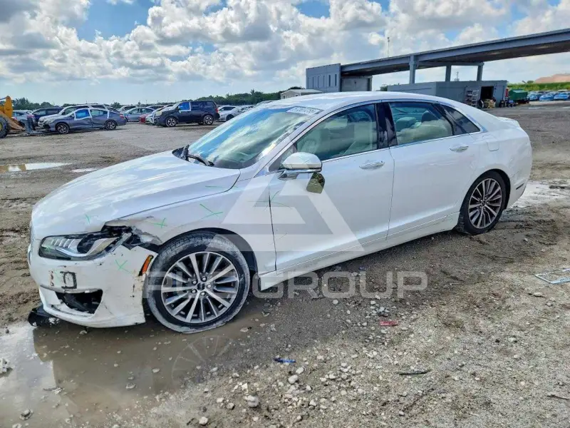 2020 Lincoln MKZ фото