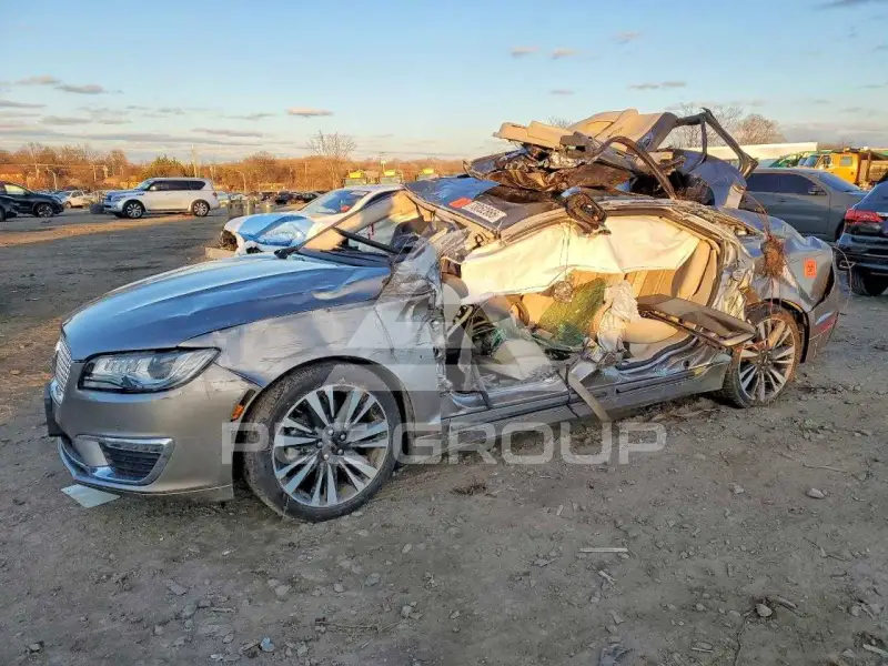 2020 Lincoln MKZ фото