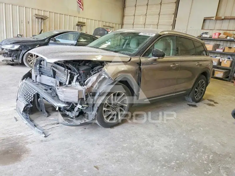 2020 Lincoln CORSAIR photo