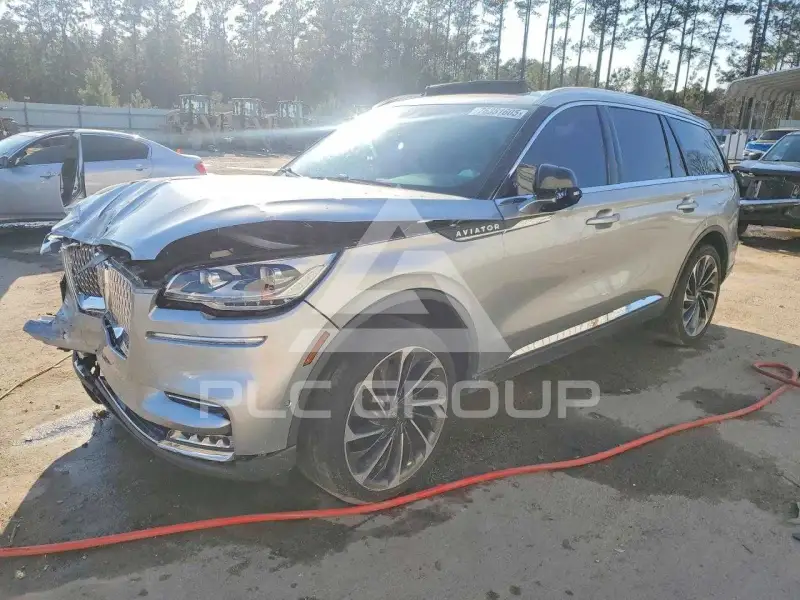 2020 Lincoln AVIATOR photo