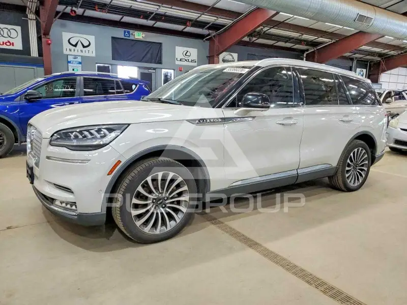 2020 Lincoln AVIATOR photo
